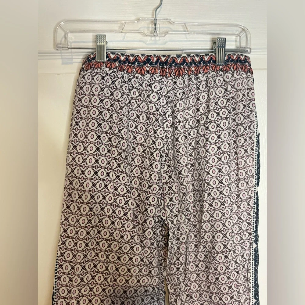 Fever - Small Patterned Wide-Leg Pants